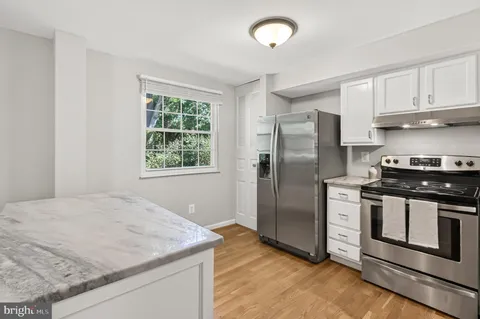 $659,000 | 2814 Raymond Court, Falls Church, VA 22042