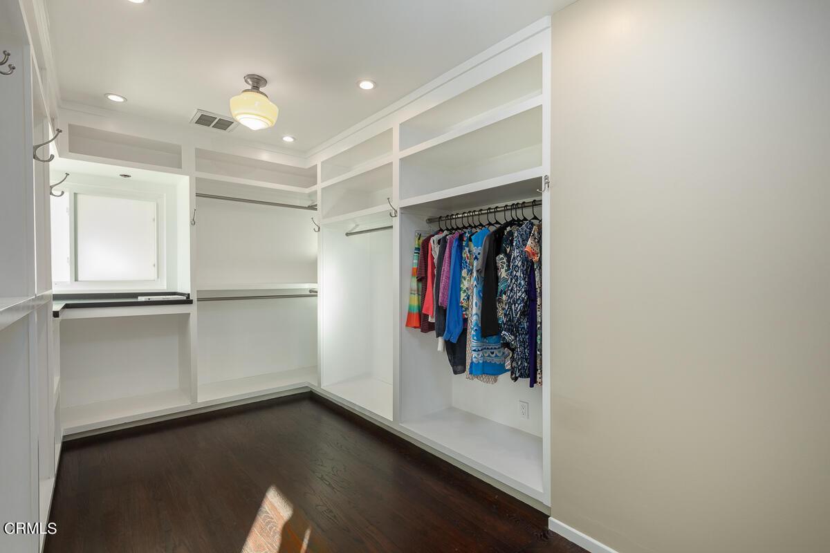 1376 Brixton Road Pasadena, CA 91105 - Photo 20 of 38 a view of a walk in closet