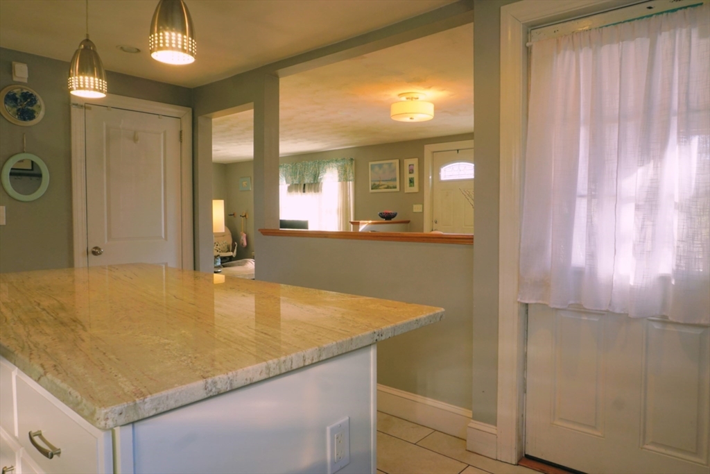 35 Vesey Road Randolph, MA 02368 - Photo 11 of 29 Gallery Image 11