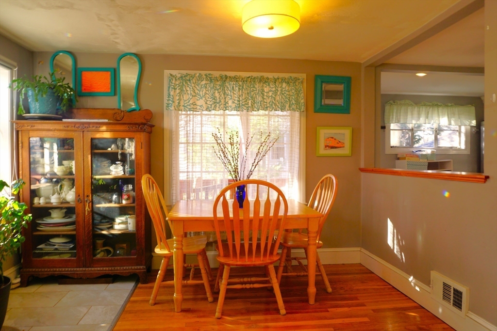 35 Vesey Road Randolph, MA 02368 - Photo 12 of 29 Gallery Image 12