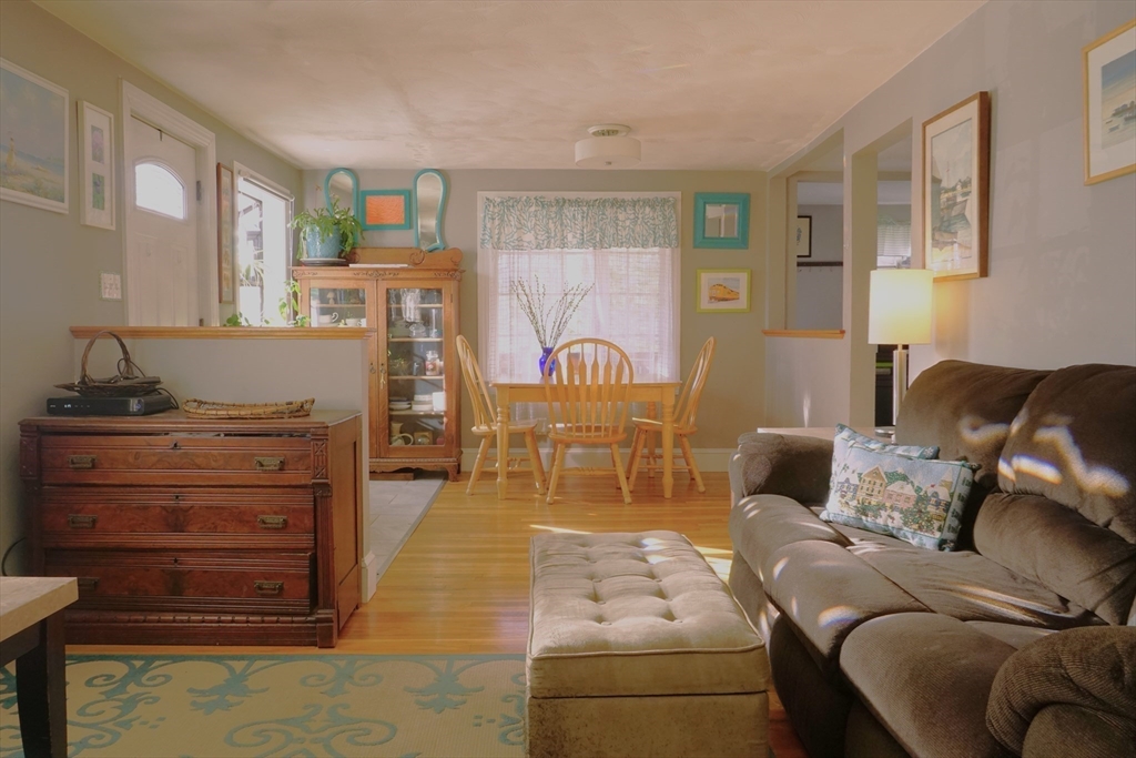 35 Vesey Road Randolph, MA 02368 - Photo 14 of 29 Gallery Image 14