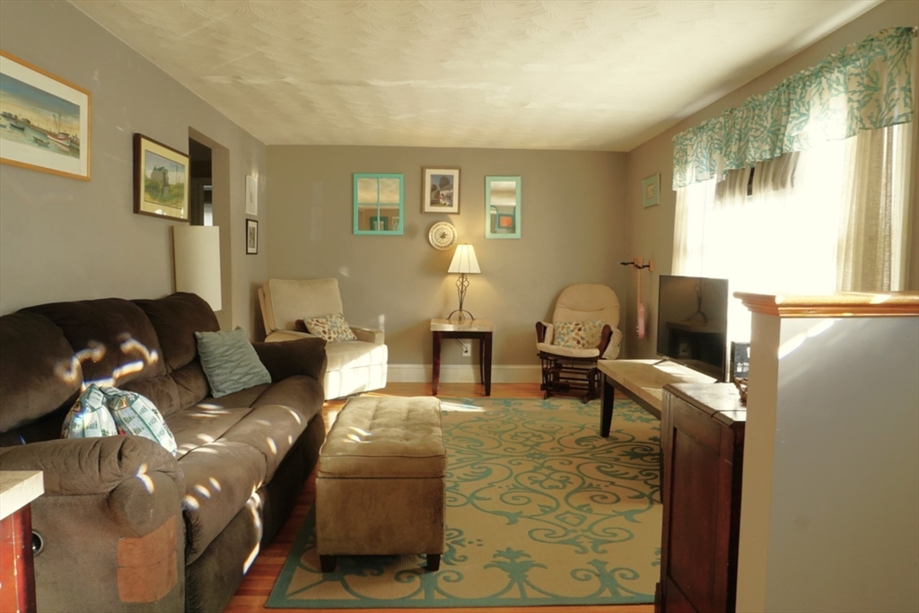 35 Vesey Road Randolph, MA 02368 - Photo 15 of 29 Gallery Image 15