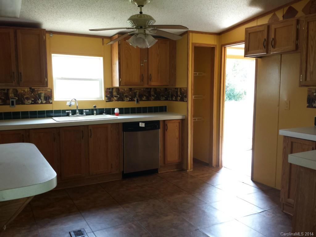 7491 Tuckaseegee Road Kannapolis, NC 28081 - Photo 7 of 21