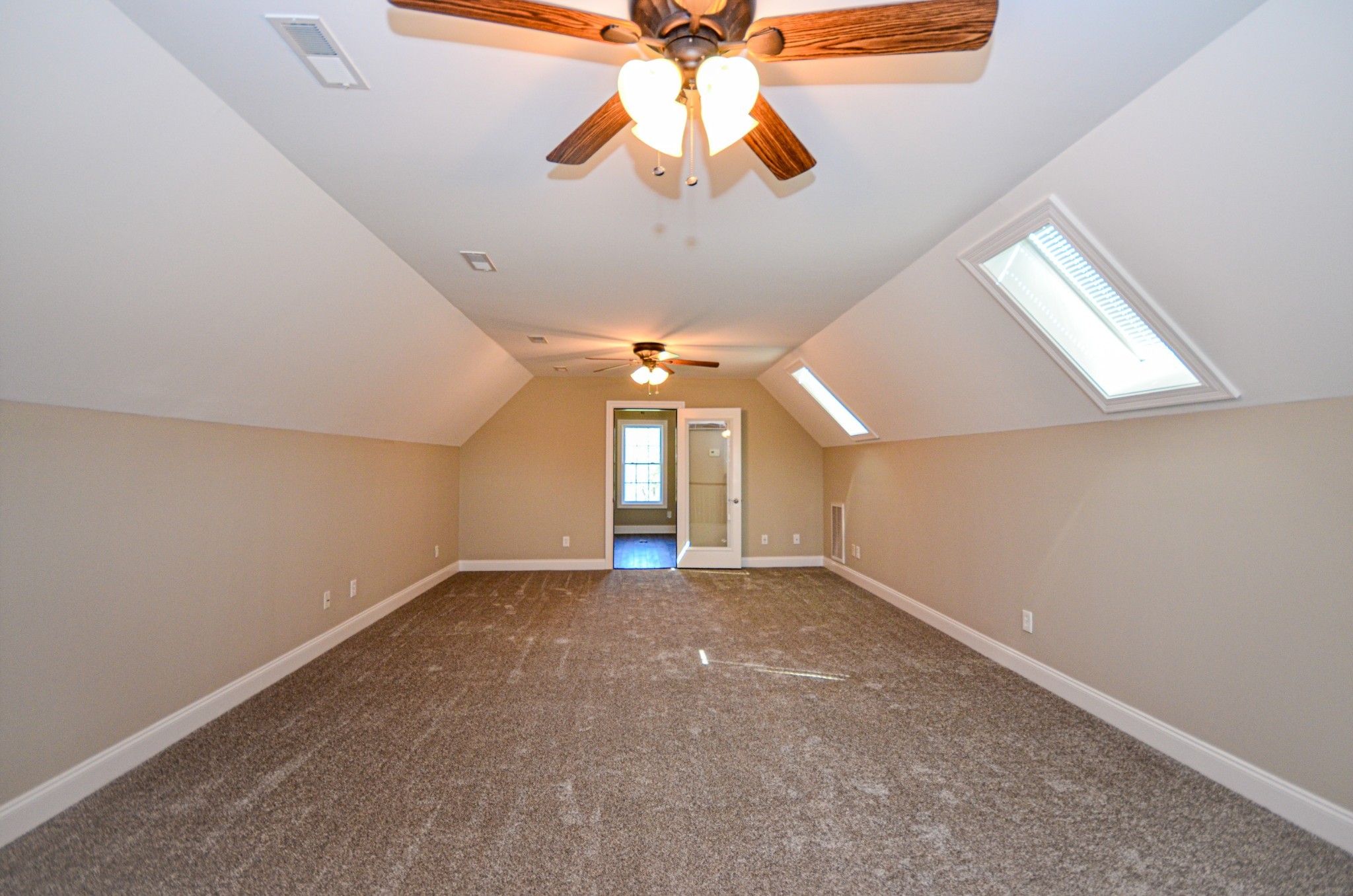808 West Trimble Road Milton, TN 37118 - Photo 15 of 36 Gallery Image 15
