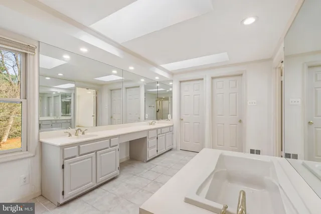 $3,950 | 13905 Huxley Cove Court, Silver Spring, MD 20906