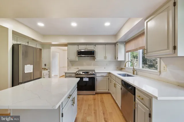 $3,950 | 13905 Huxley Cove Court, Silver Spring, MD 20906