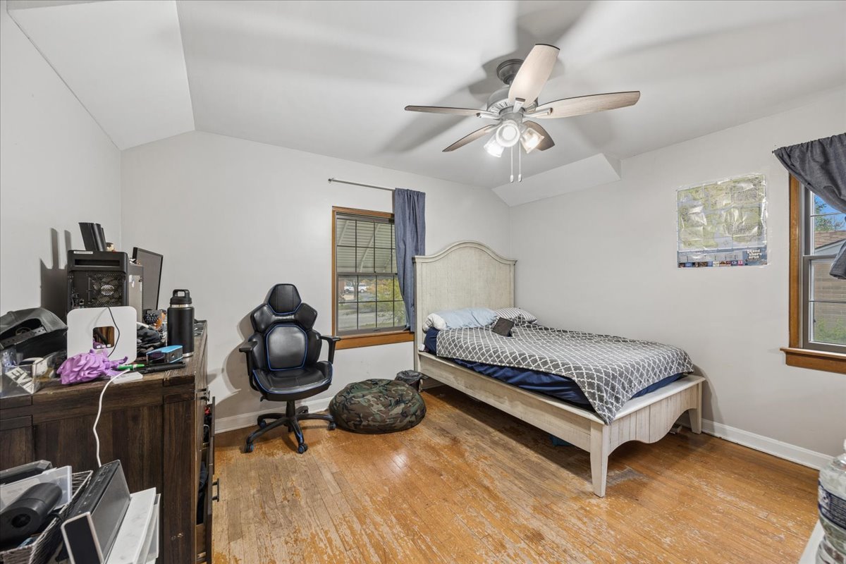 285 Des Plaines Avenue Riverside, IL 60546 - Photo 9 of 23