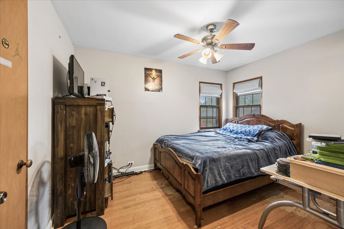 285 Des Plaines Avenue Riverside, IL 60546 - Photo 10 of 23