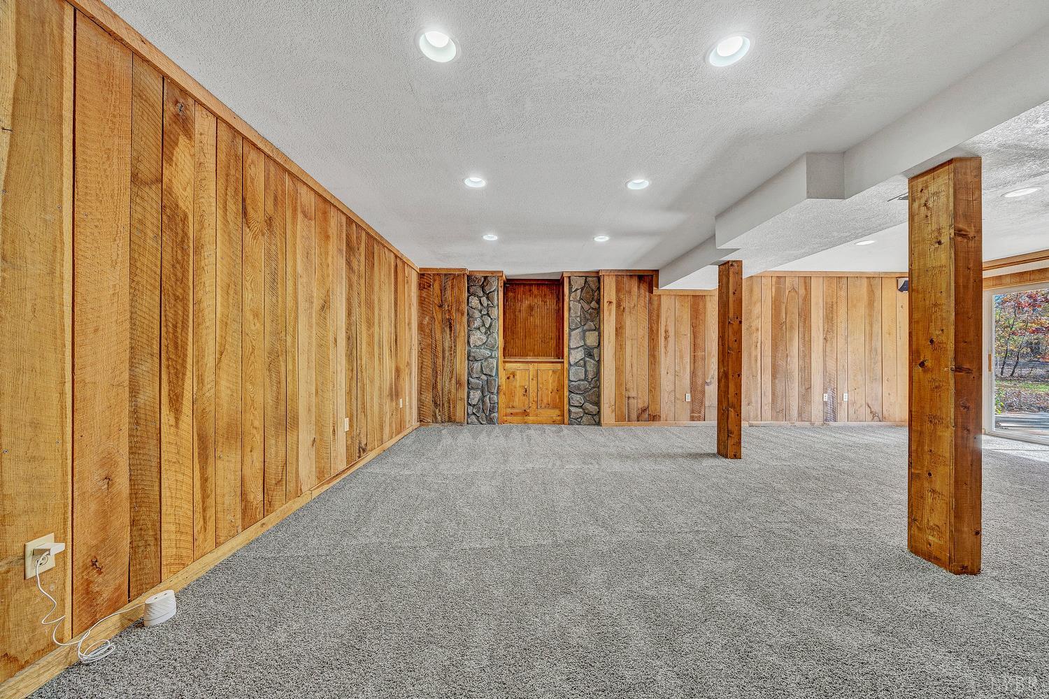 3949 Diamond Hill Road Moneta, VA 24121 - Photo 19 of 30 a view of an empty room with a window