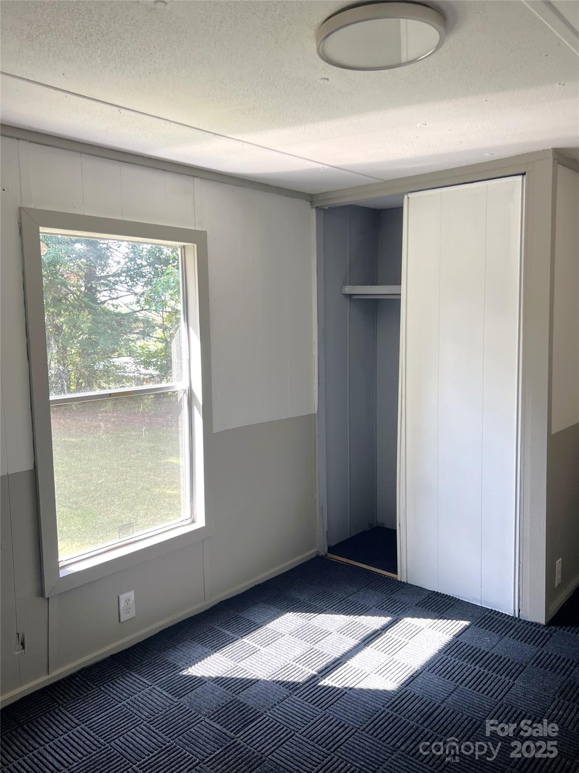 3674-l R Lr Walker Road Morganton, NC 28655 - Photo 8 of 21 an empty room with windows