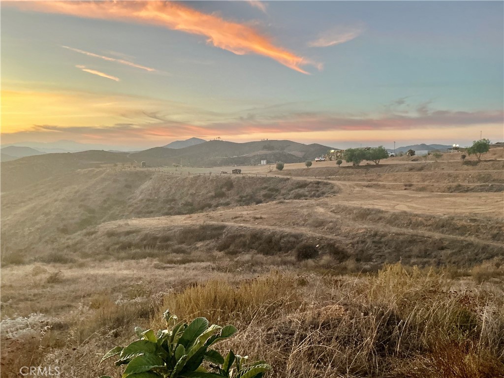 41130 Voyager Road Hemet, CA 92544 - Photo 20 of 35 a view of an outdoor space with mountain view