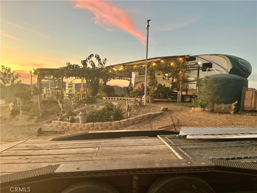 41130 Voyager Road Hemet, CA 92544 - Photo 30 of 35 a view of a balcony