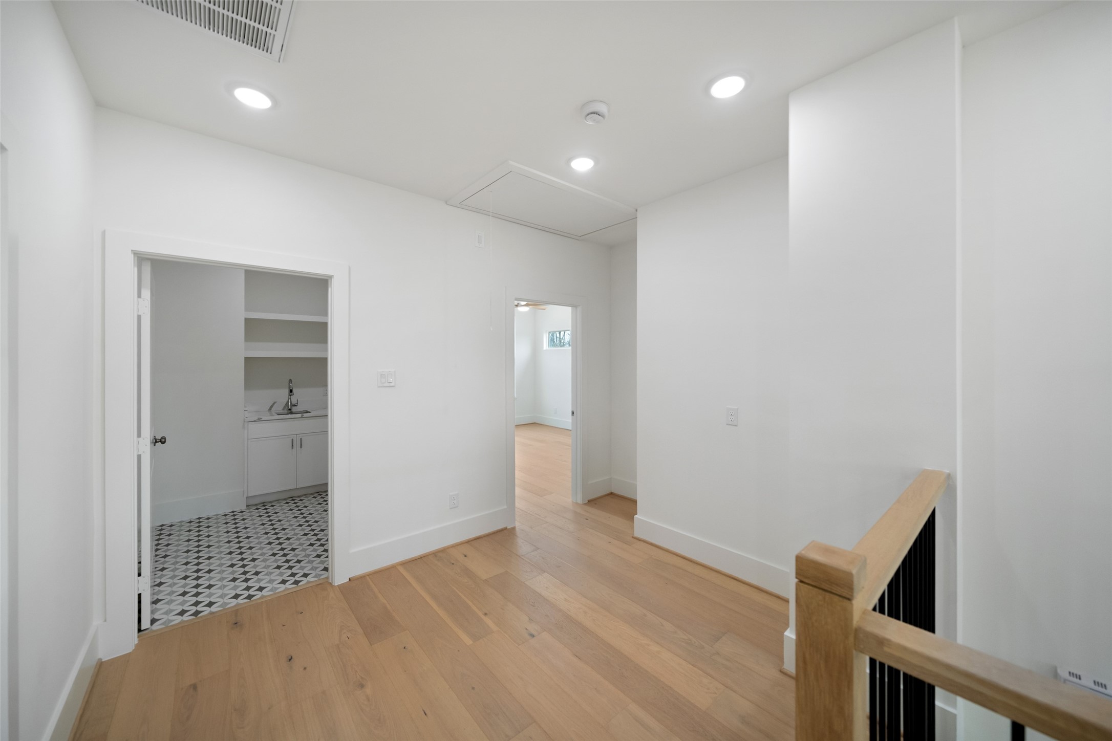 8521 Friendship Road Houston, TX 77080 - Photo 44 of 49 a bedroom with a bed and a window