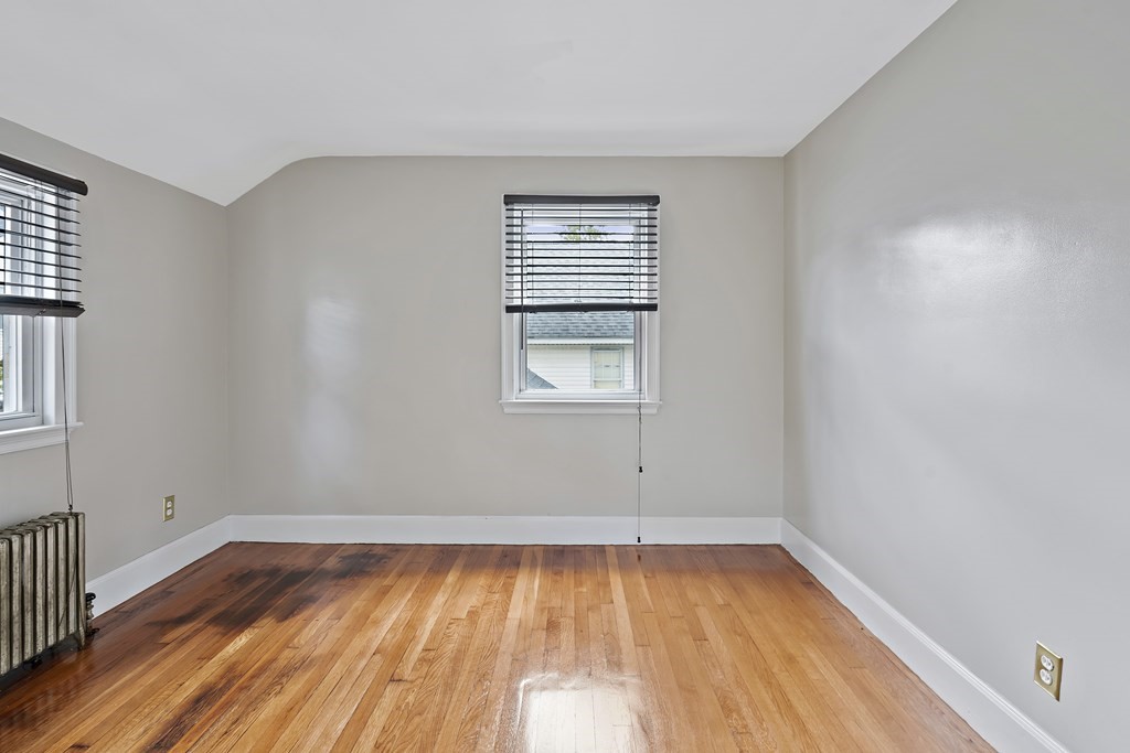 719 Riverside Drive Lawrence, MA 01841 - Photo 17 of 24 Gallery Image 17