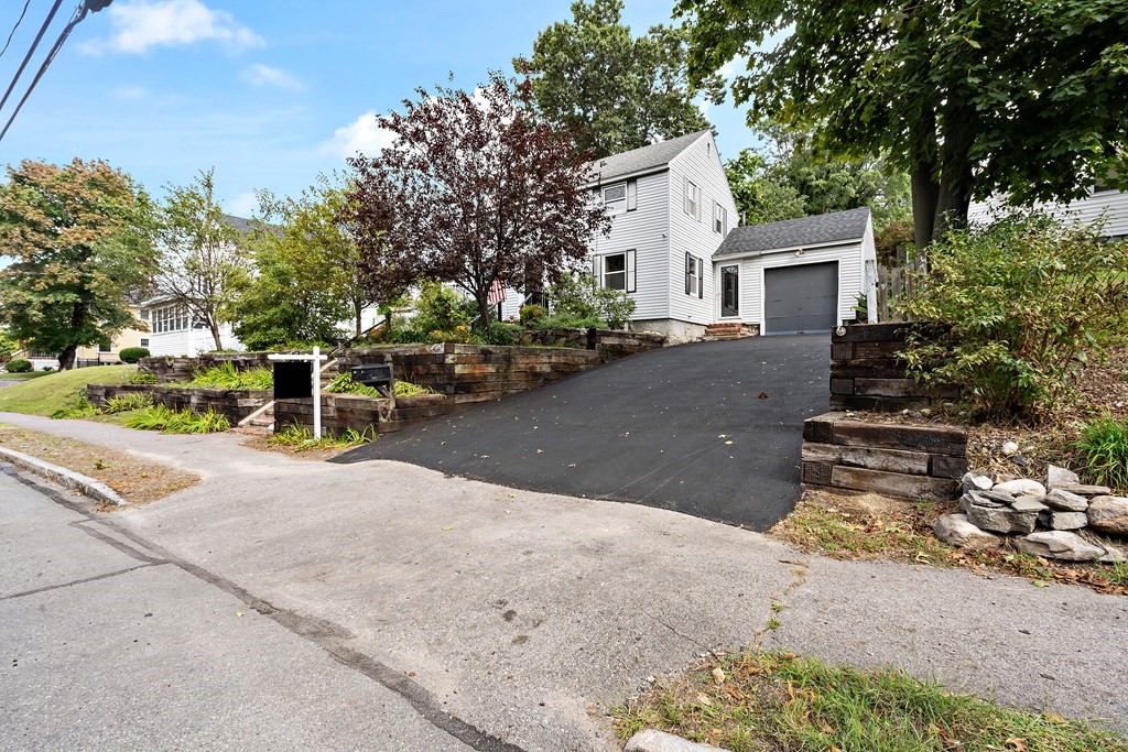 719 Riverside Drive Lawrence, MA 01841 - Photo 24 of 24 Gallery Image 24