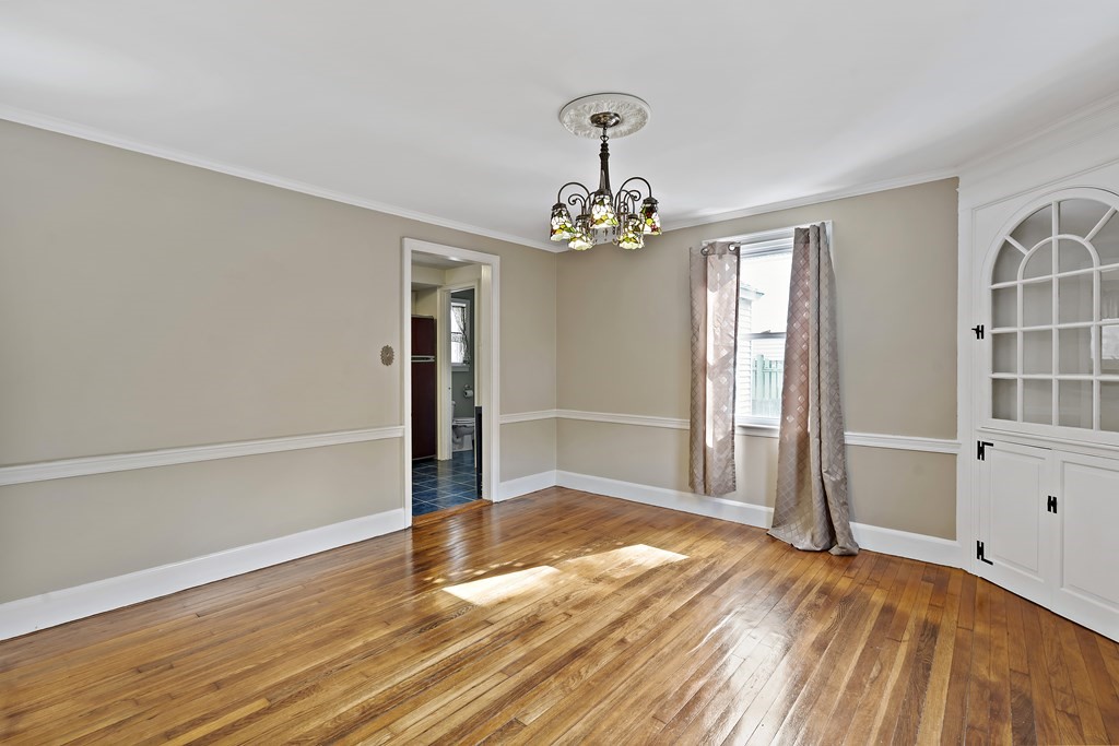 719 Riverside Drive Lawrence, MA 01841 - Photo 8 of 24 Gallery Image 8