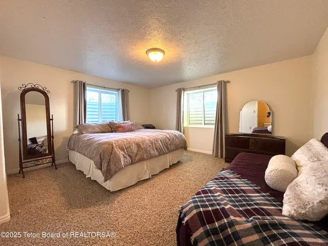 $1,199,000 | 1365 Tom's Canyon Road, Auburn, WY 83111