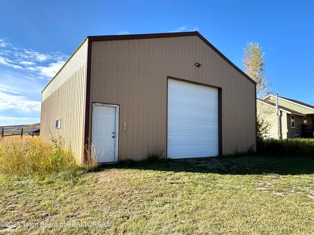 $1,199,000 | 1365 Tom's Canyon Road, Auburn, WY 83111