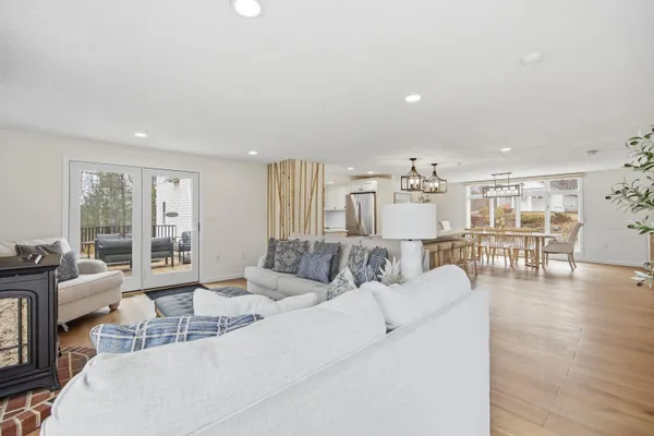 $949,900 | 257 Meredith Neck Road, Meredith, NH 03253