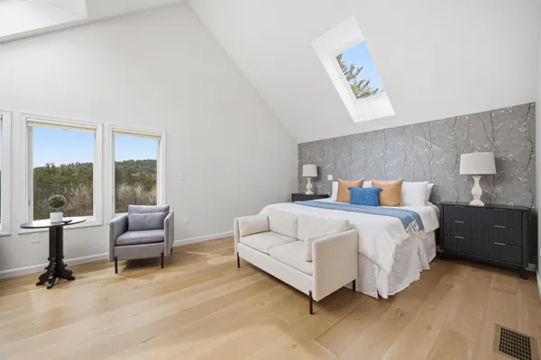 $949,900 | 257 Meredith Neck Road, Meredith, NH 03253