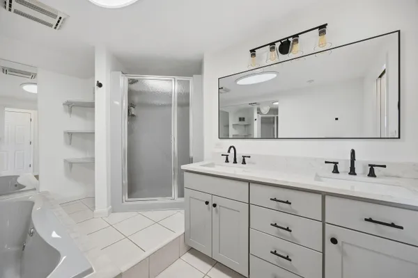 $949,900 | 257 Meredith Neck Road, Meredith, NH 03253