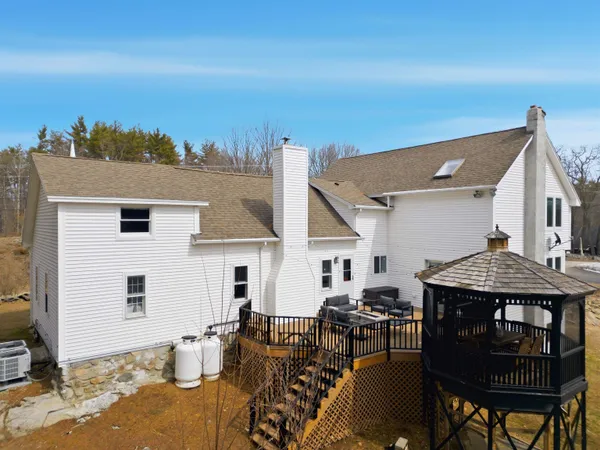 $949,900 | 257 Meredith Neck Road, Meredith, NH 03253