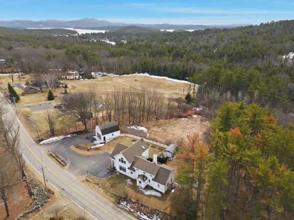 $949,900 | 257 Meredith Neck Road, Meredith, NH 03253