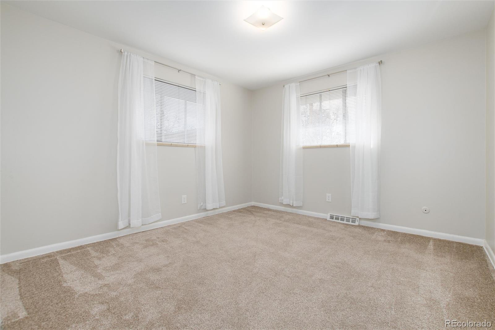 6401 South Marion Street Centennial, CO 80121 - Photo 17 of 41