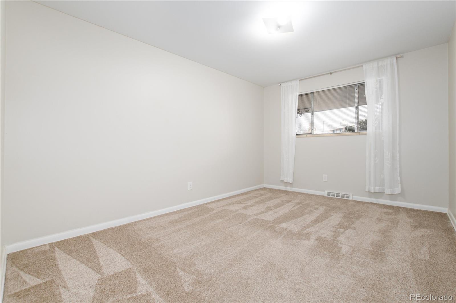 6401 South Marion Street Centennial, CO 80121 - Photo 19 of 41