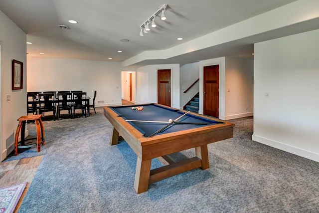 $949,900 | 1115 Ireland Drive, Waunakee, WI 53597