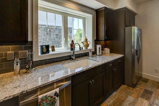 $949,900 | 1115 Ireland Drive, Waunakee, WI 53597