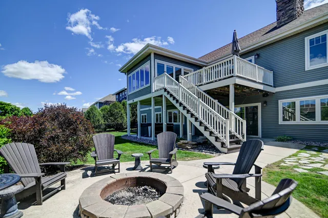 $949,900 | 1115 Ireland Drive, Waunakee, WI 53597