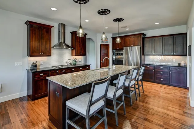 $949,900 | 1115 Ireland Drive, Waunakee, WI 53597