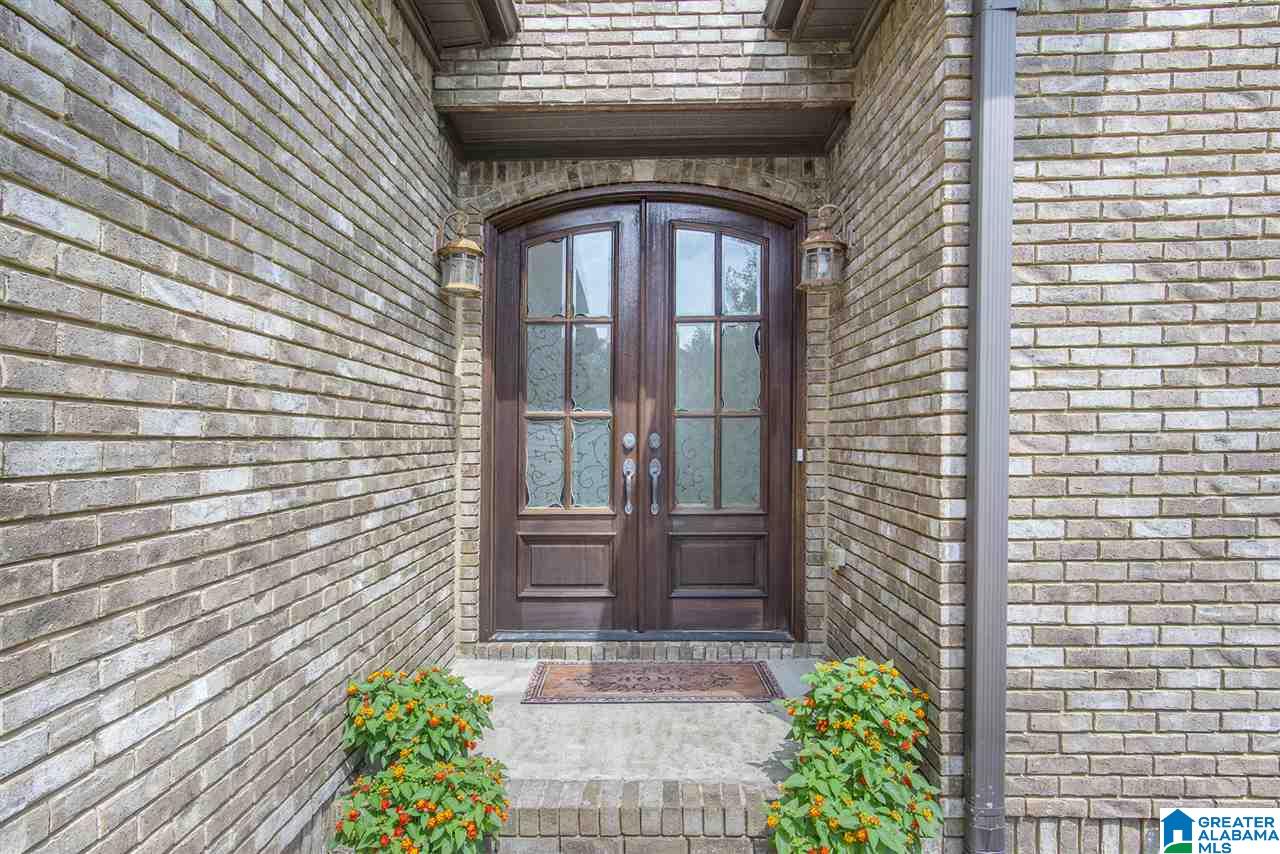 253 Thoroughbred Lane Alabaster, AL 35007 - Photo 2 of 38