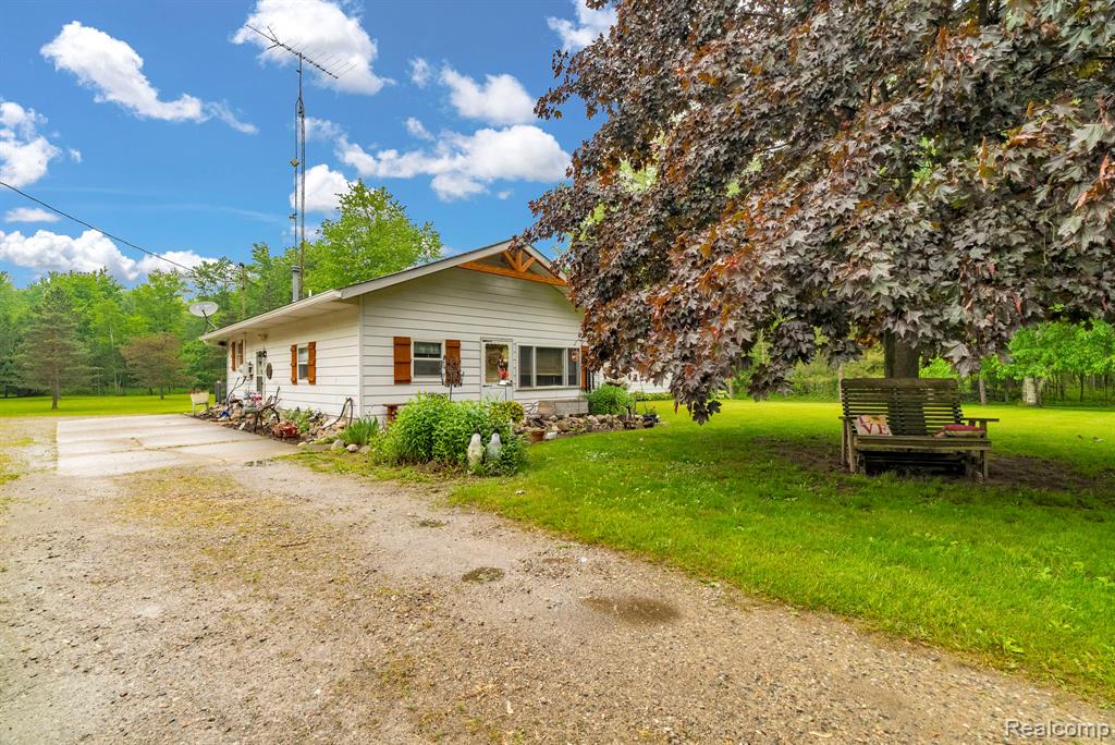 5405 Walker Road Carsonville, MI 48419 - Photo 10 of 62
