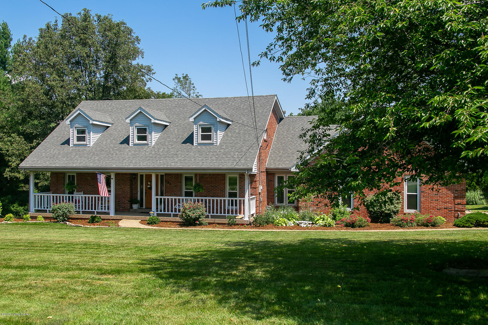 192 East Laurel River Road Shepherdsville, KY 40165 - Photo 11 of 86 192 E Laurel River Dr-10