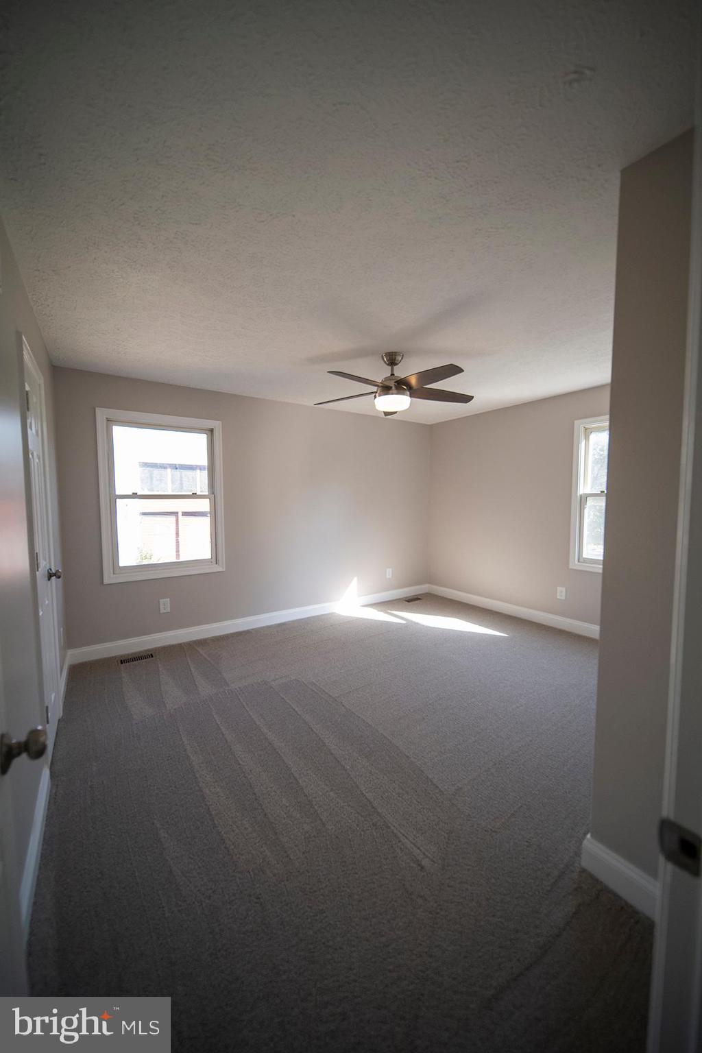 345 Edgewood Road Linthicum Heights, MD 21090 - Photo 30 of 63