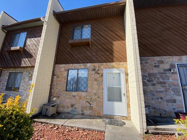 2705 Sood Road, Unit D Knoxville, TN 37921 - Photo 1 of 15 IMG_6444