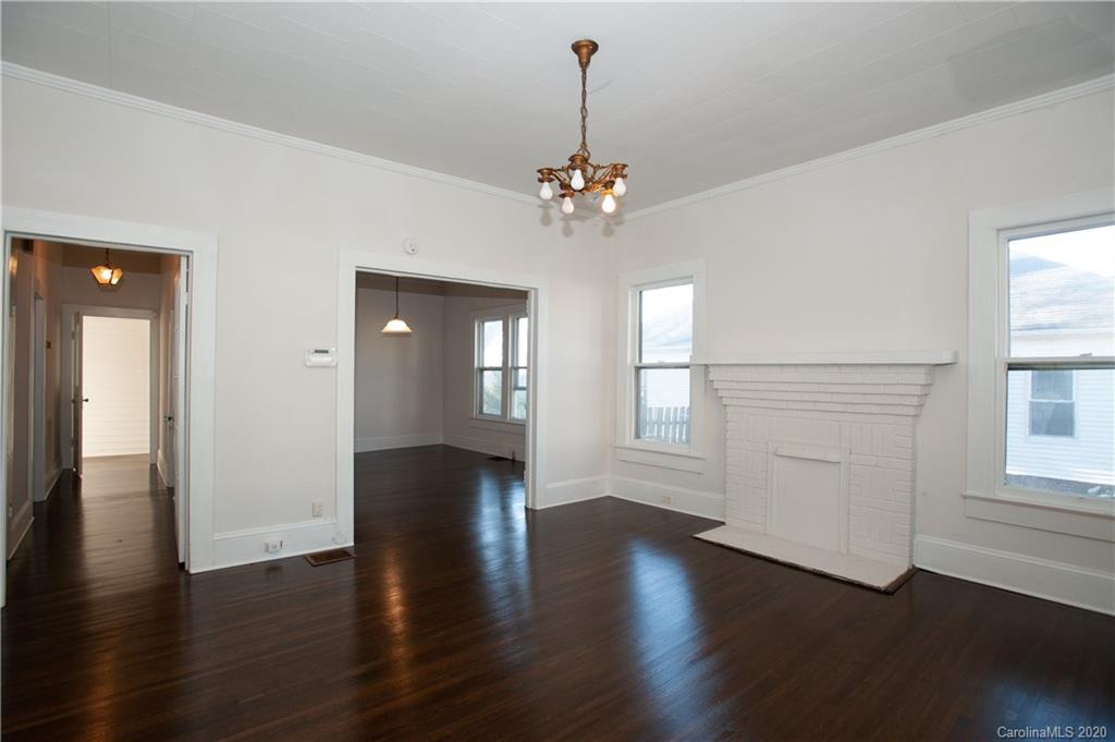 166 Spring Street Southwest Concord, NC 28025 - Photo 4 of 17 Gallery Image 4
