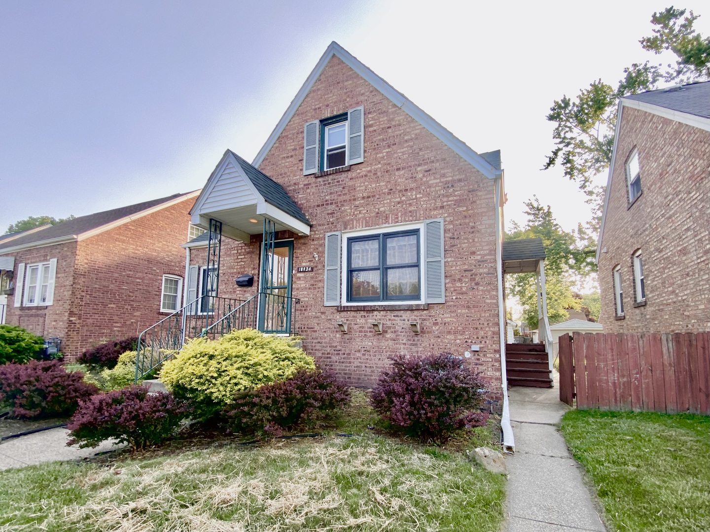 18034 Ridgewood Avenue Lansing, IL 60438 - Photo 2 of 35