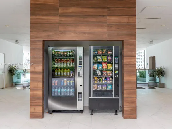 $2,600 | 350 South Miami Avenue, Unit 1409, Miami, FL 33130