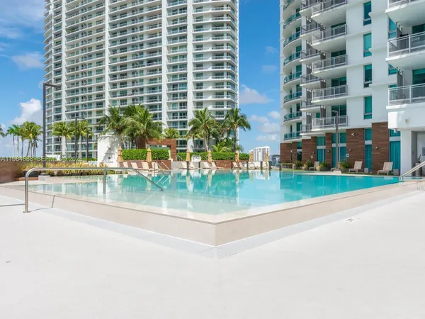 $2,600 | 350 South Miami Avenue, Unit 1409, Miami, FL 33130