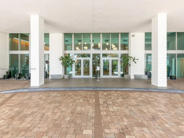 $2,600 | 350 South Miami Avenue, Unit 1409, Miami, FL 33130