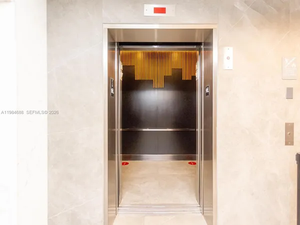 $2,600 | 350 South Miami Avenue, Unit 1409, Miami, FL 33130