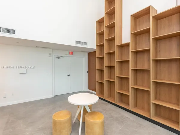 $2,600 | 350 South Miami Avenue, Unit 1409, Miami, FL 33130