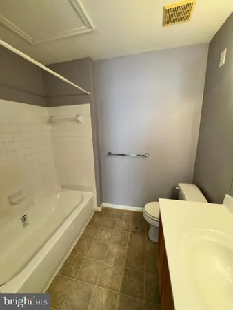 $2,675 | 202 Fox Trail, Unit 105, Parkesburg, PA 19365