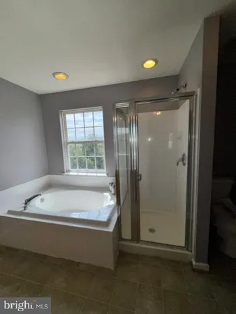 $2,675 | 202 Fox Trail, Unit 105, Parkesburg, PA 19365