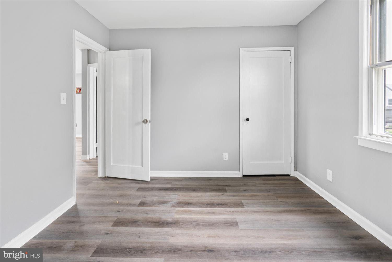 8109 Longpoint Road Baltimore, MD 21222 - Photo 13 of 33