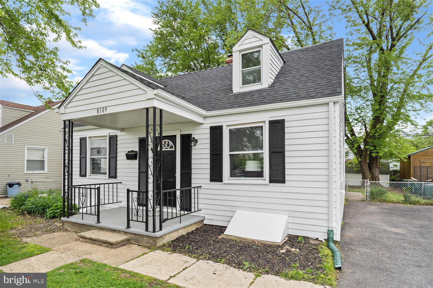 8109 Longpoint Road Baltimore, MD 21222 - Photo 29 of 33