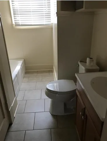 $1,325 | 1810 Kirkman Street, Lake Charles, LA 70601